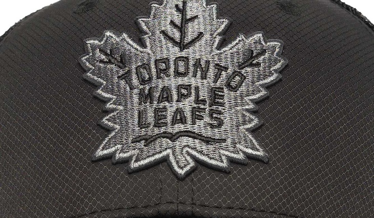 31738 Бейсболка Toronto Maple Leafs - фото №3